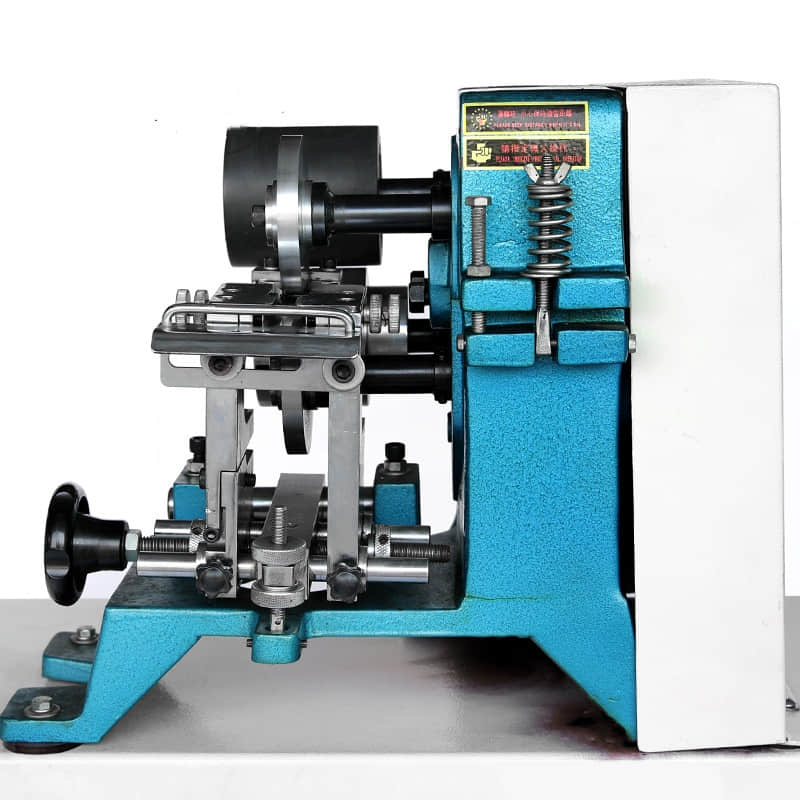 Belt trimming Belt grinding machine Cutting leather processing equipment